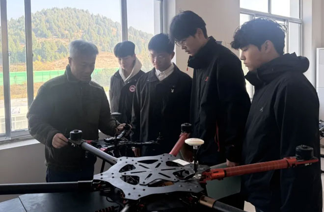 无人机专业理论授课