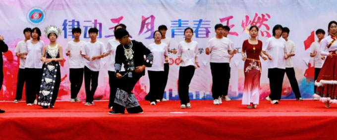 合唱相亲相爱