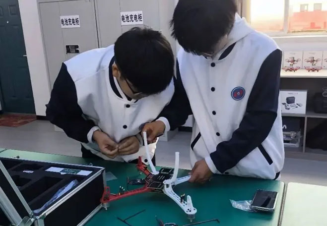 无人机维修